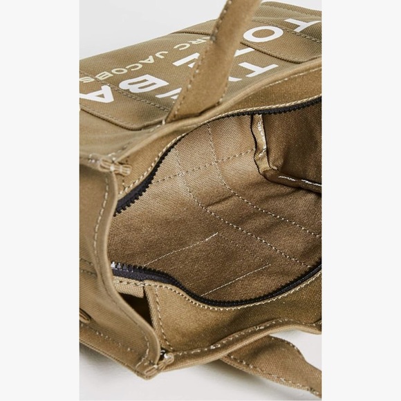 NEW The Tote Bag by Marc Jacobs - Small - Picture 6 of 6